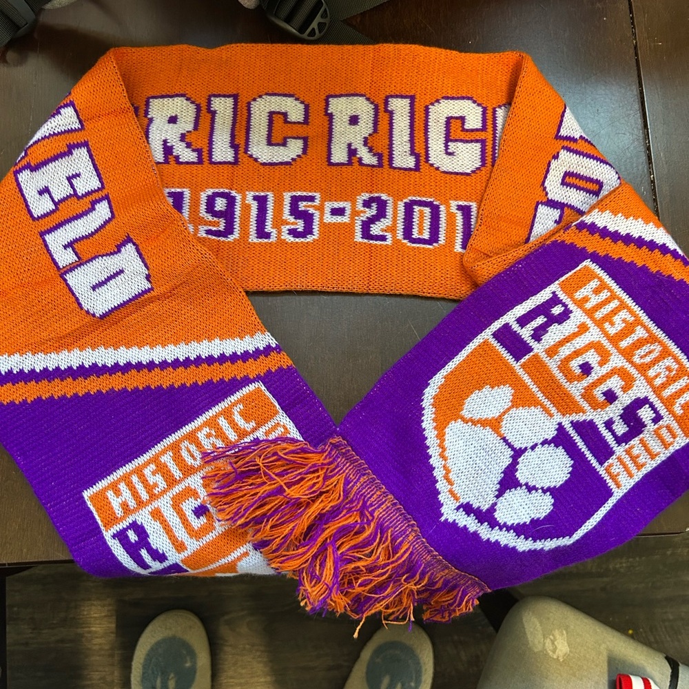 Historic Riggs Field scarf